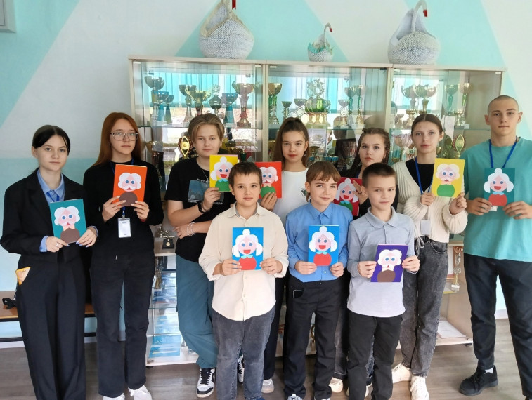 1 октября — День добра и уважения, международный день пожилого человека.